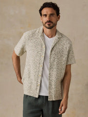 Short-Sleeve Oasis Camp Shirt - Trail Olive Frond