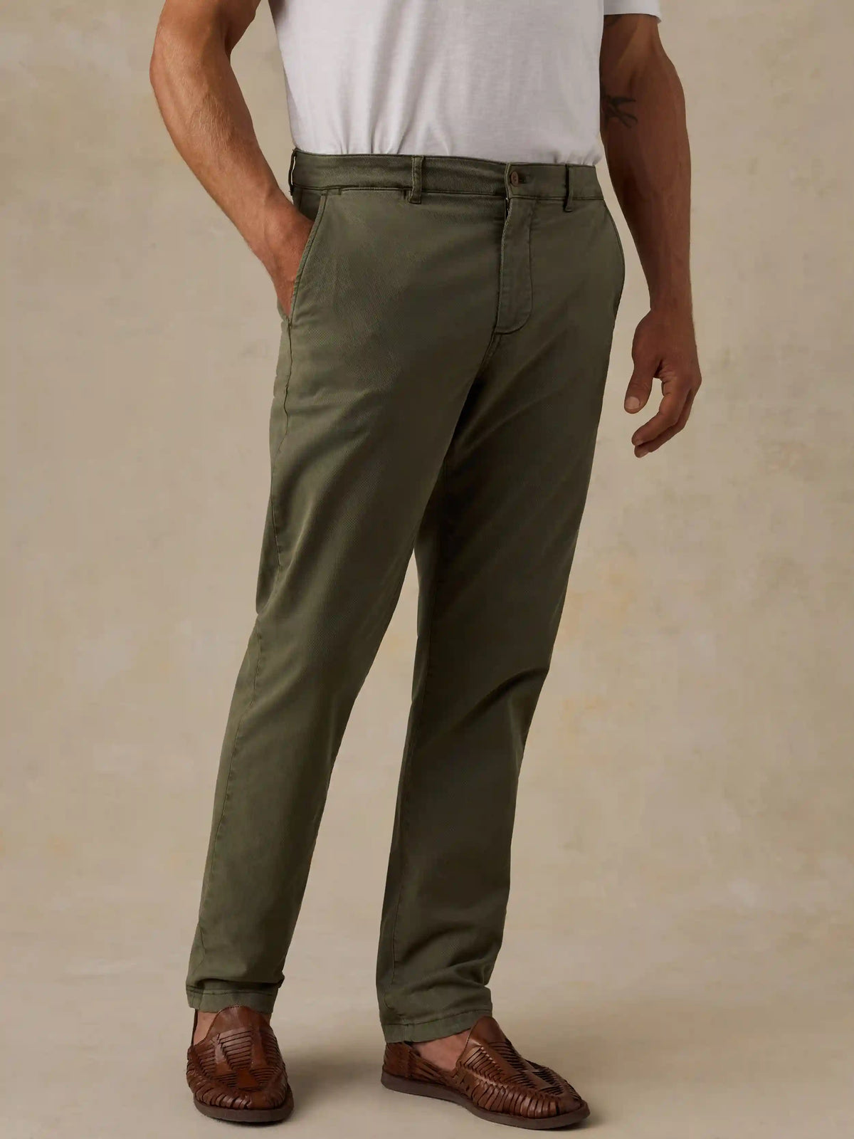 Coastline Chino - Elm Olive