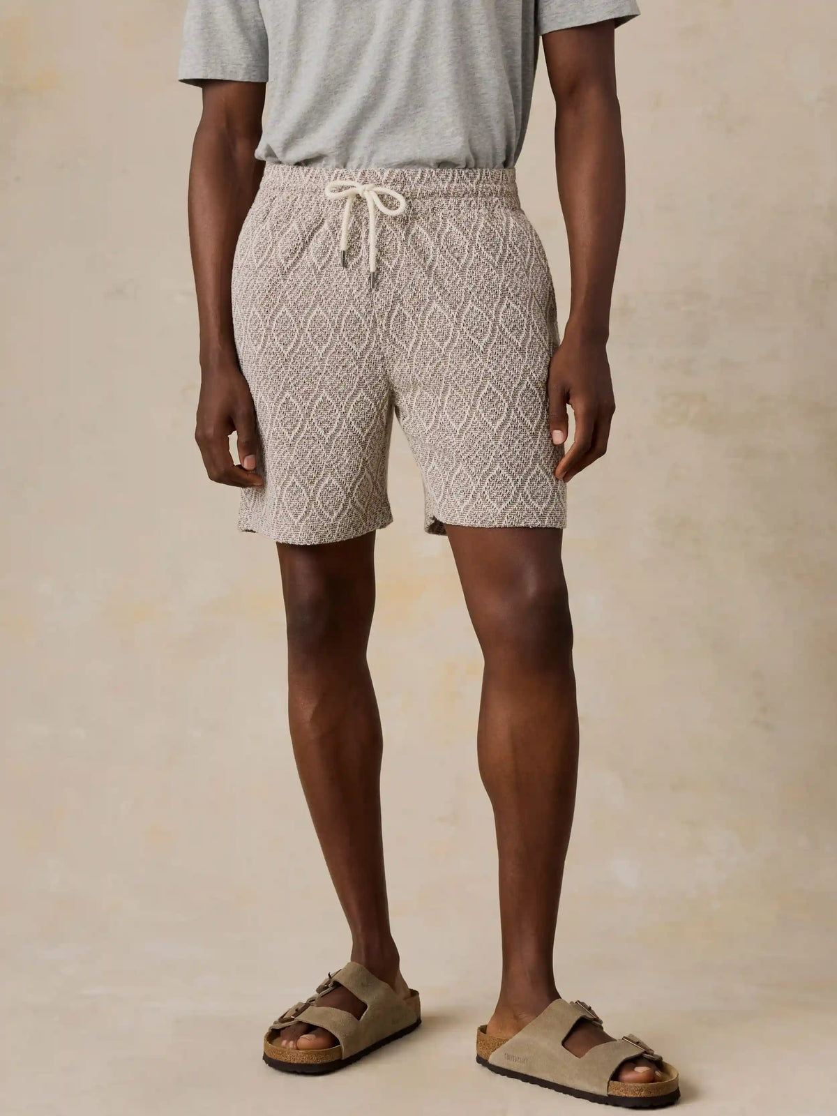Oasis Drawstring Short - Brown Island Medallion