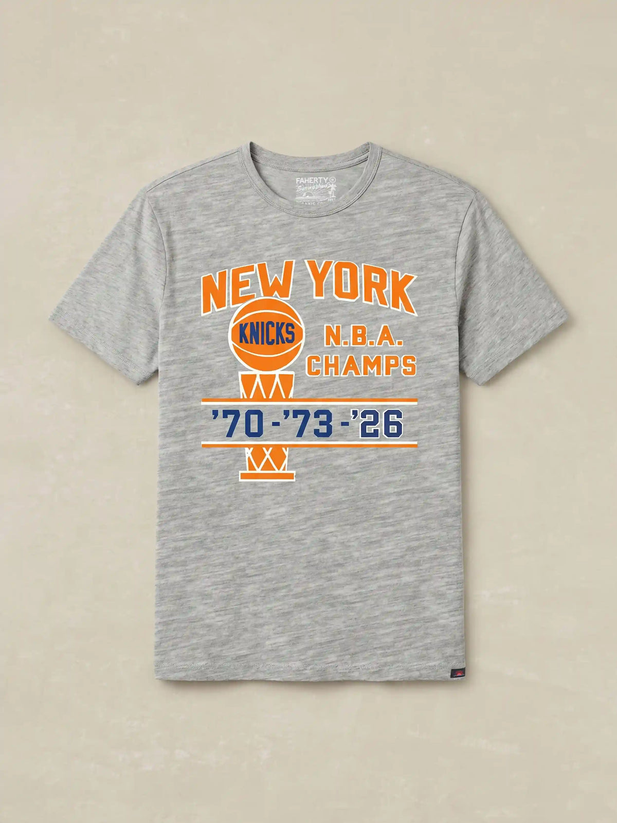 NY Knicks Sunwashed Regenerative Tee - Granite Heather