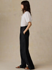 Sun Strider Linen Pleated Pant - Black